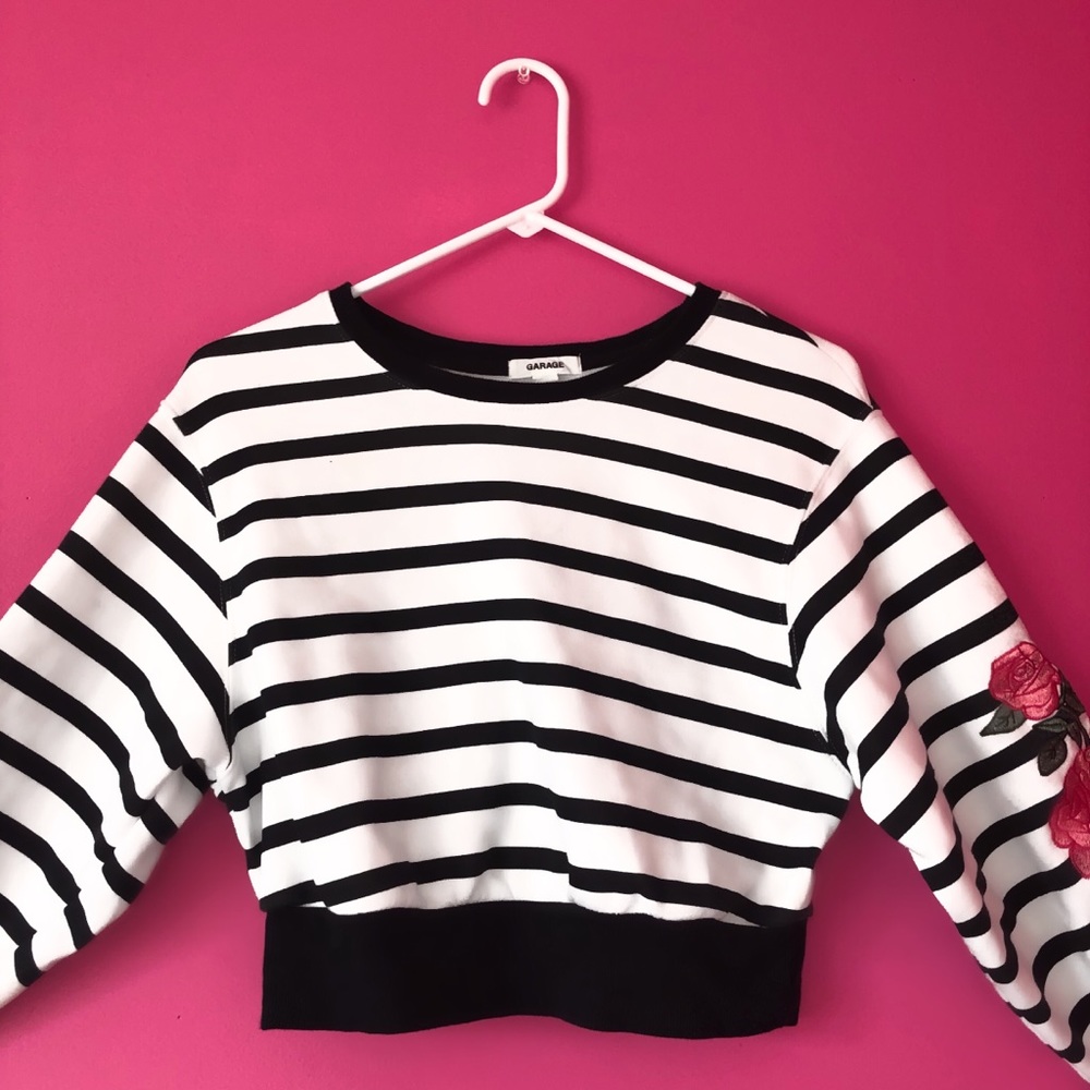 Vintage soft sweatshirt with rose detail
